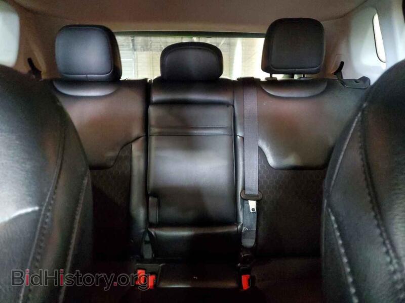 2018 Jeep COMPASS (VIN 3C4NJDBB3JT394283) — photo 10 of 15