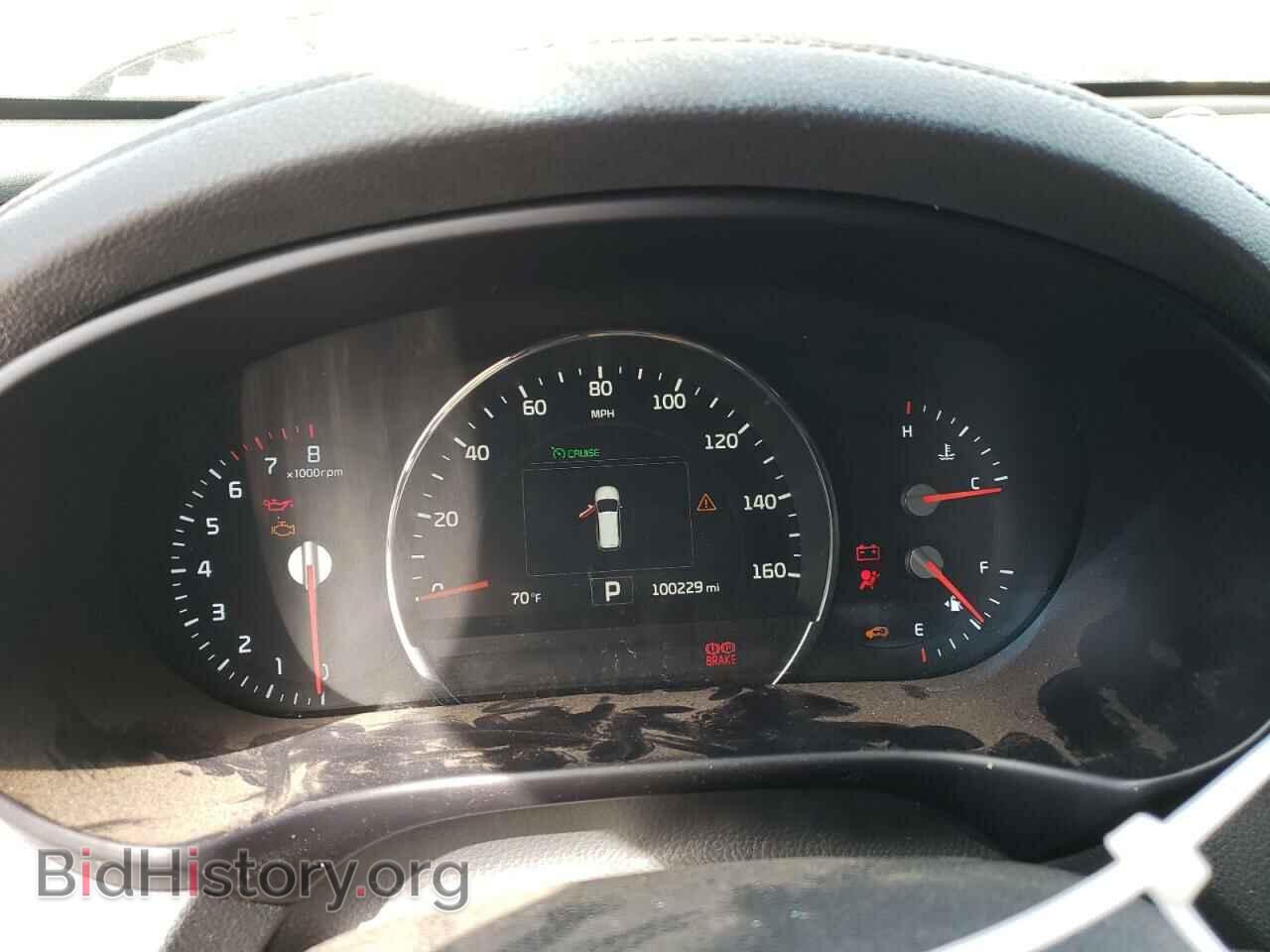 2018 KIA SORENTO - VIN: 5XYPHDA58JG355373 - Фото 9