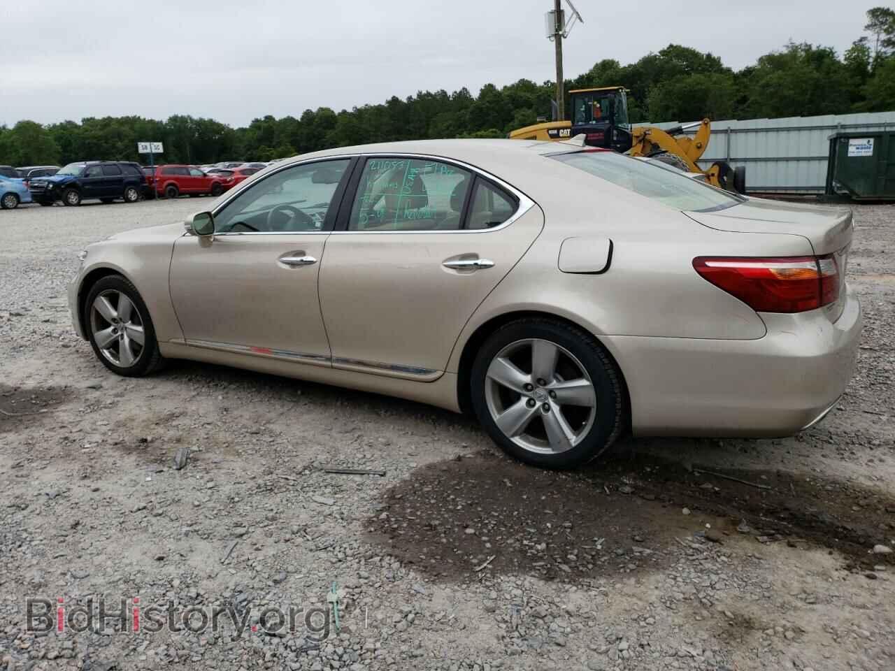 2012 LEXUS LS460 - VIN: JTHBL5EF3C5113523 - Photo 2