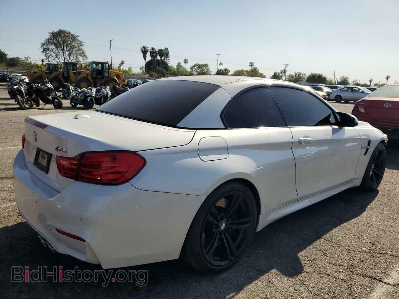 2015 BMW M4 - VIN: WBS3U9C59FJ968428 - Фото 3