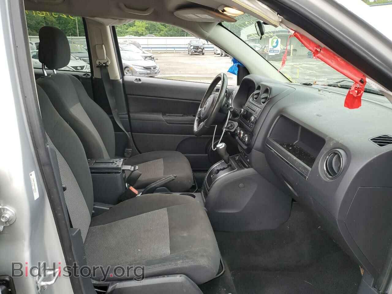 2011 JEEP COMPASS - VIN: 1J4NF1FB0BD282679 - Photo 5