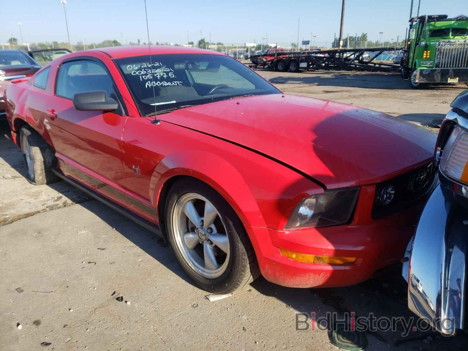 Photo 1ZVHT80NX95105775 - FORD MUSTANG 2009