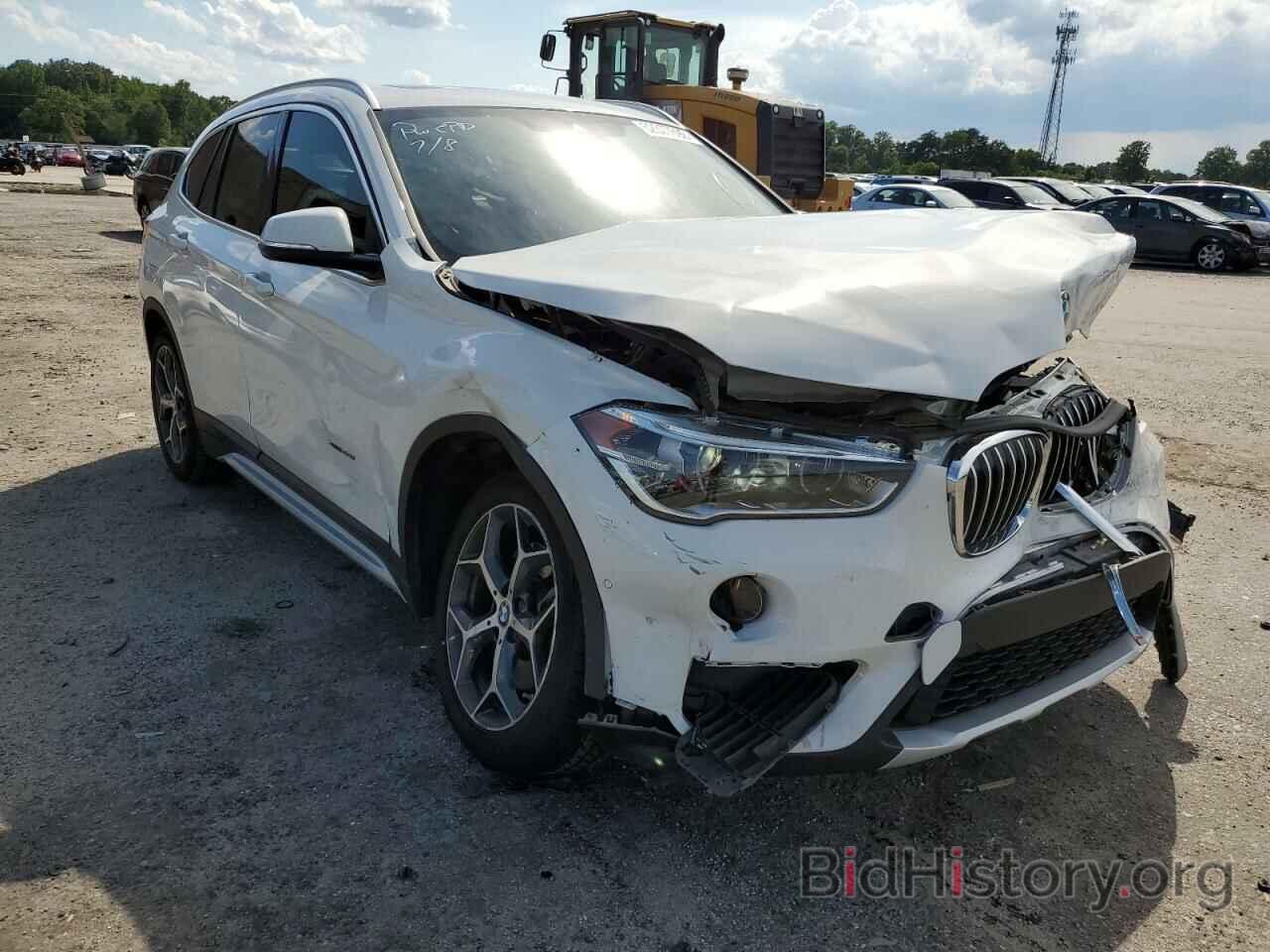 Фотография WBXHT3C32H5F83712 - BMW X1 2017