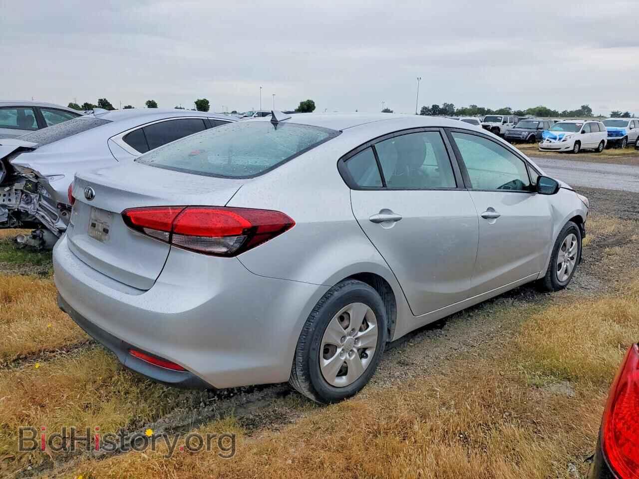 2017 KIA FORTE - VIN: 3KPFK4A79HE044203 - Фото 3