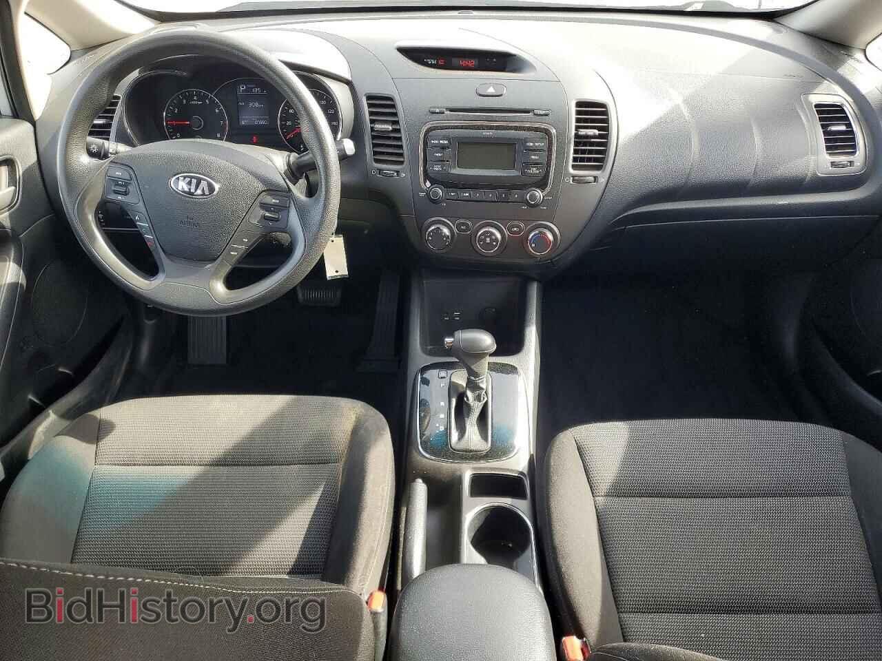 2017 KIA FORTE - VIN: 3KPFK4A79HE044203 - Фото 8