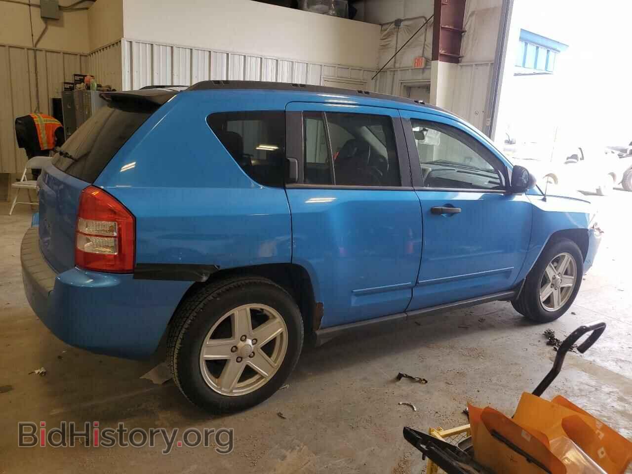 2008 JEEP COMPASS - VIN: 1J8FT47W48D795215 - Фото 3