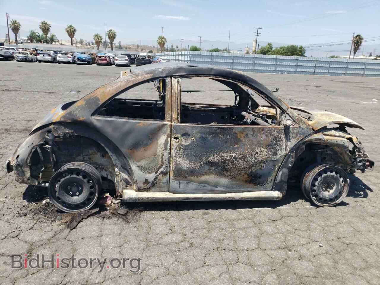 2010 VOLKSWAGEN BEETLE - VIN: 3VWPG3AG2AM018809 - Фото 10