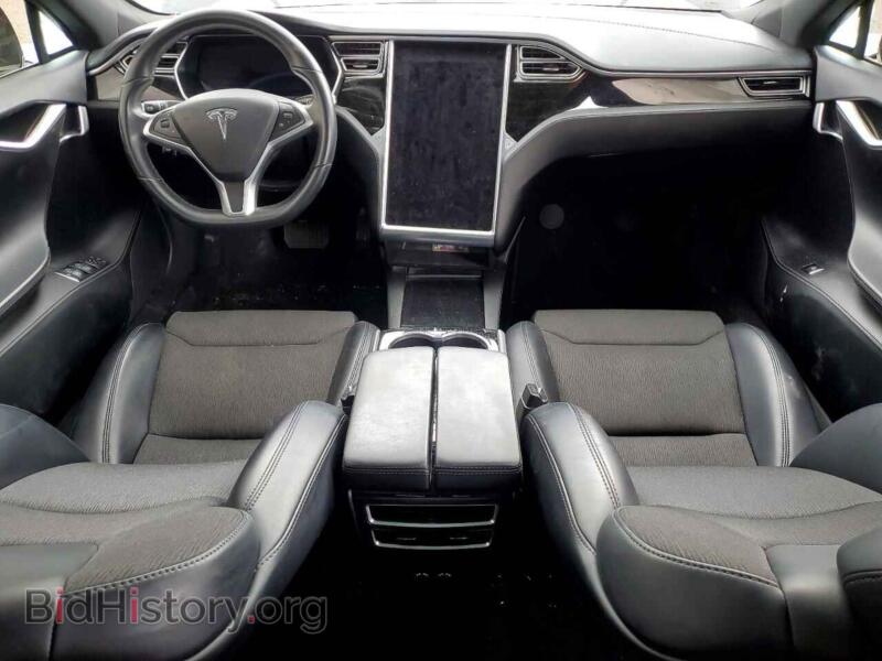 2017 Tesla MODEL S (VIN 5YJSA1E23HF232157) — фото 8 из 15