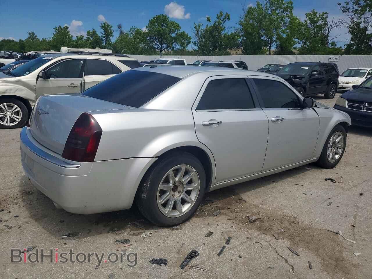 2007 CHRYSLER 300 - VIN: 2C3KA63H97H637604 - Фото 3