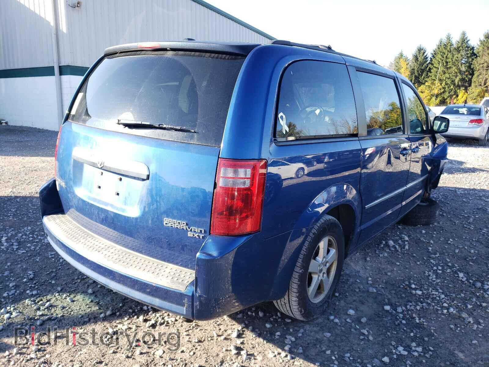 2010 DODGE CARAVAN - VIN: 2D4RN5D11AR412415 - Фото 4