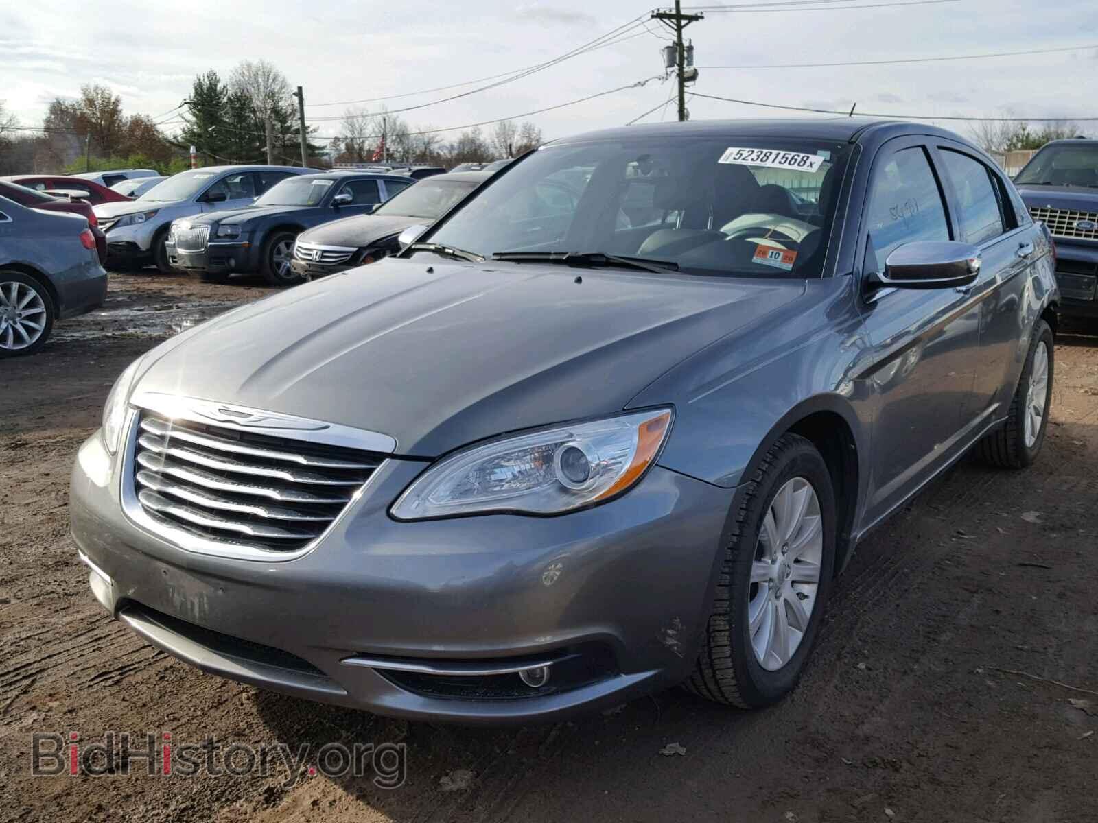 2013 CHRYSLER 200 - VIN: 1C3CCBCG0DN696574 - Фото 2
