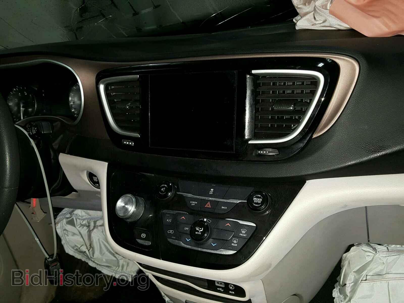 2017 CHRYSLER PACIFICA T - VIN: 2C4RC1DGXHR522566 - Фото 9