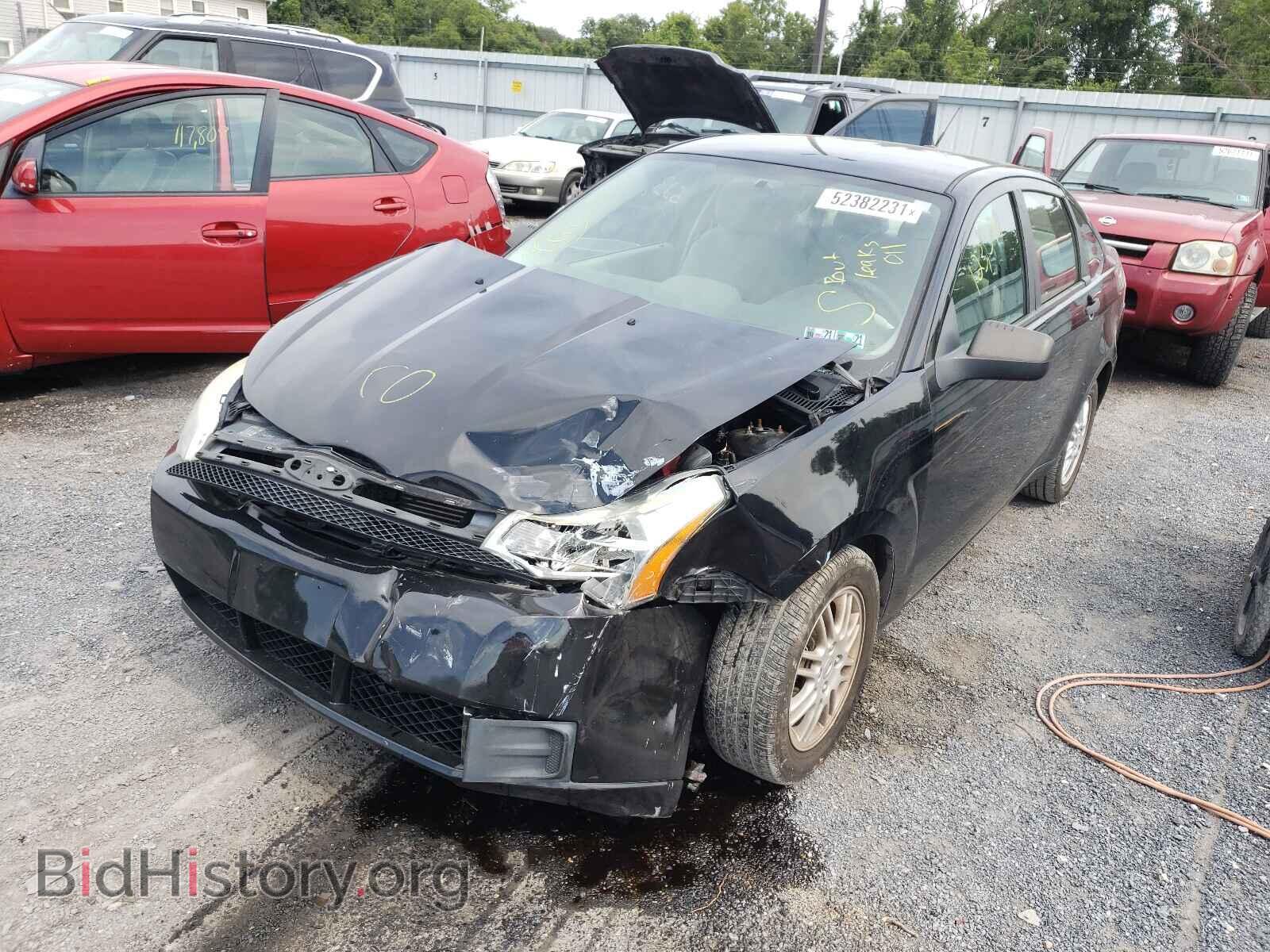 2011 FORD FOCUS - VIN: 1FAHP3FN4BW186733 - Фото 2
