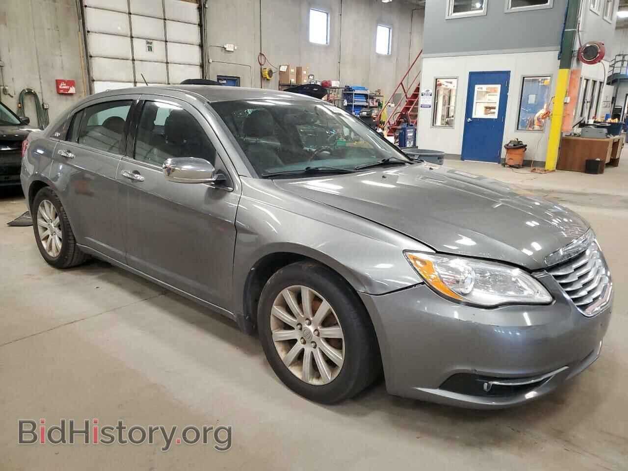 2013 CHRYSLER 200 - VIN: 1C3CCBCG6DN592963 - Фото 4
