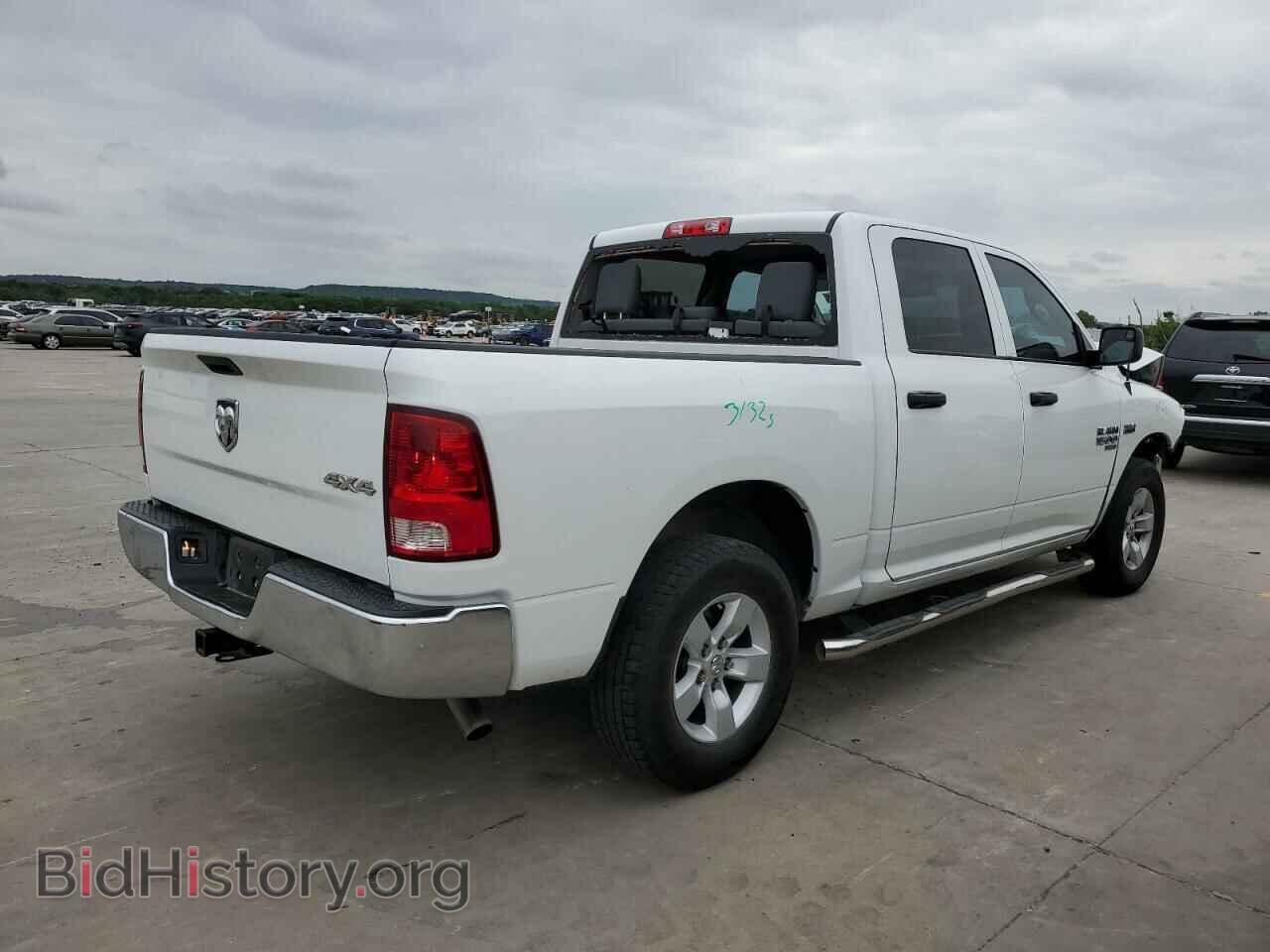 2019 RAM 1500 - VIN: 3C6RR7KT4KG725538 - Фото 3