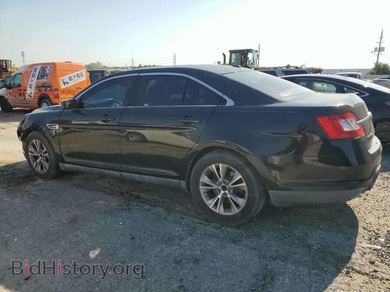 2011 FORD TAURUS - VIN: 1FAHP2EW2BG166172 - Photo 2