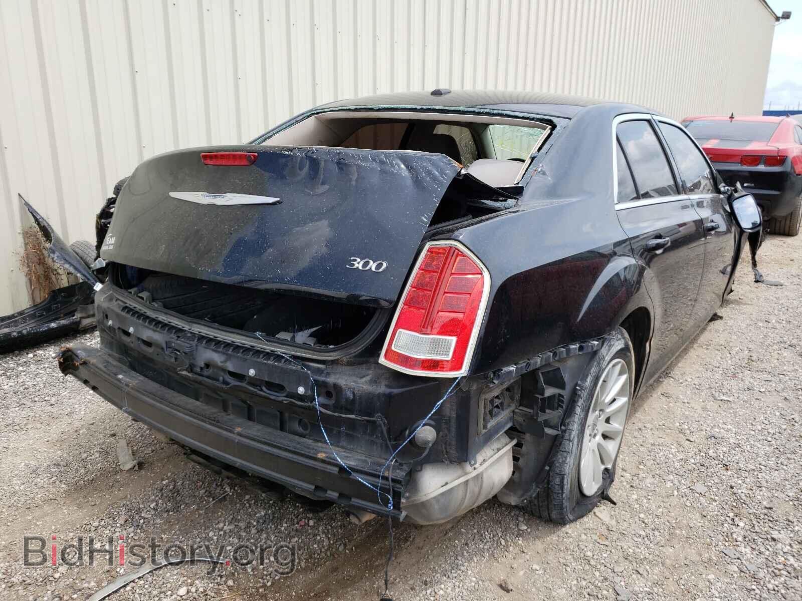 2014 CHRYSLER 300 - VIN: 2C3CCAAGXEH365217 - Фото 4