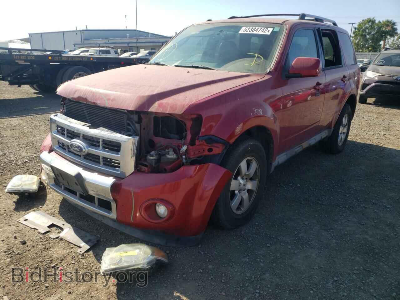2011 FORD ESCAPE - VIN: 1FMCU9EG3BKB28134 - Фото 2