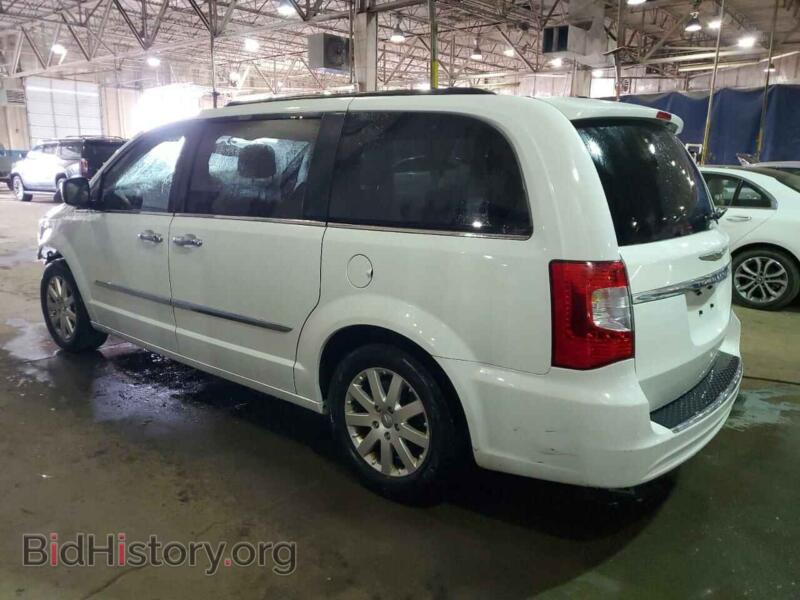 2016 Chrysler MINIVAN (VIN 2C4RC1BG1GR174268) — photo 2 of 15