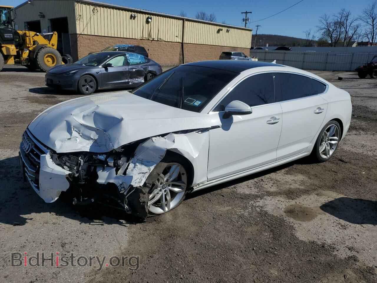 Photo WAUANCF57KA044405 - AUDI A5 2019