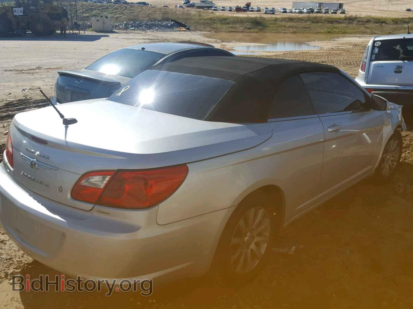 2010 CHRYSLER SEBRING - VIN: 1C3BC5EDXAN169542 - Фото 4