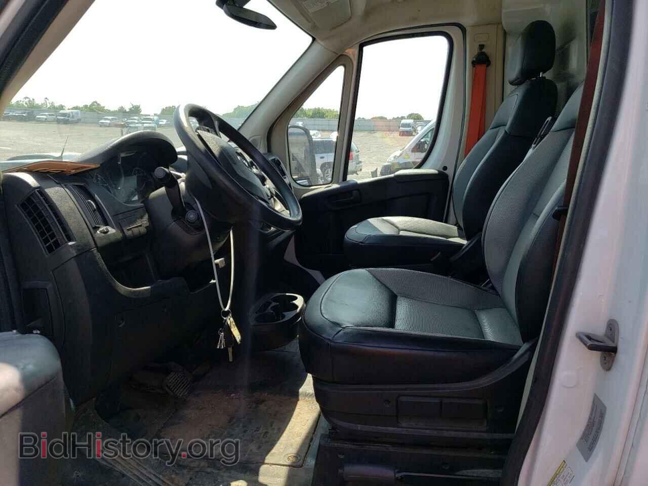 2017 RAM All Models - VIN: 3C6URVJG4HE533656 - Фото 7