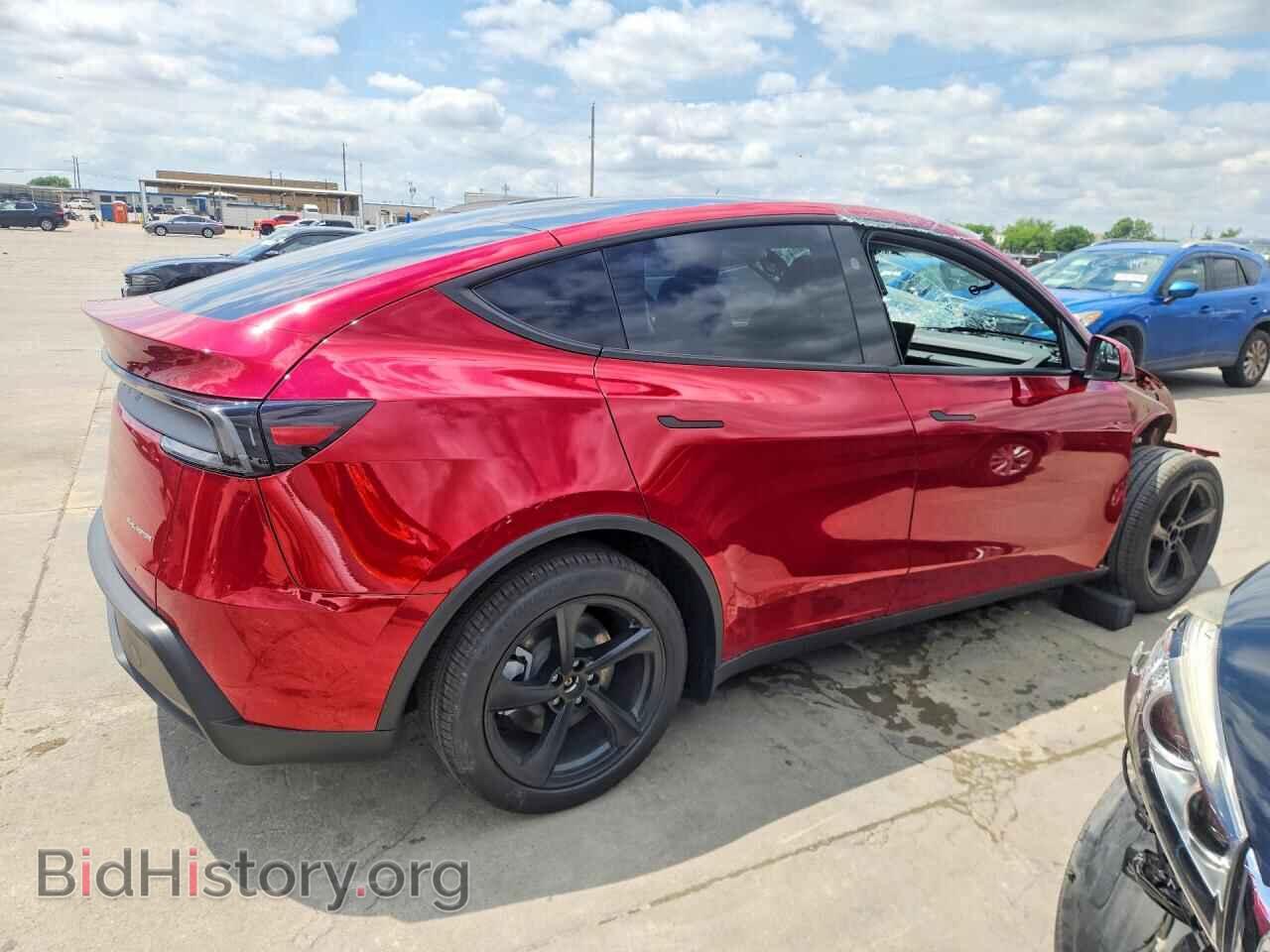 2026 TESLA MODEL Y - VIN: 7SAYGDEE2TA456551 - Фото 3