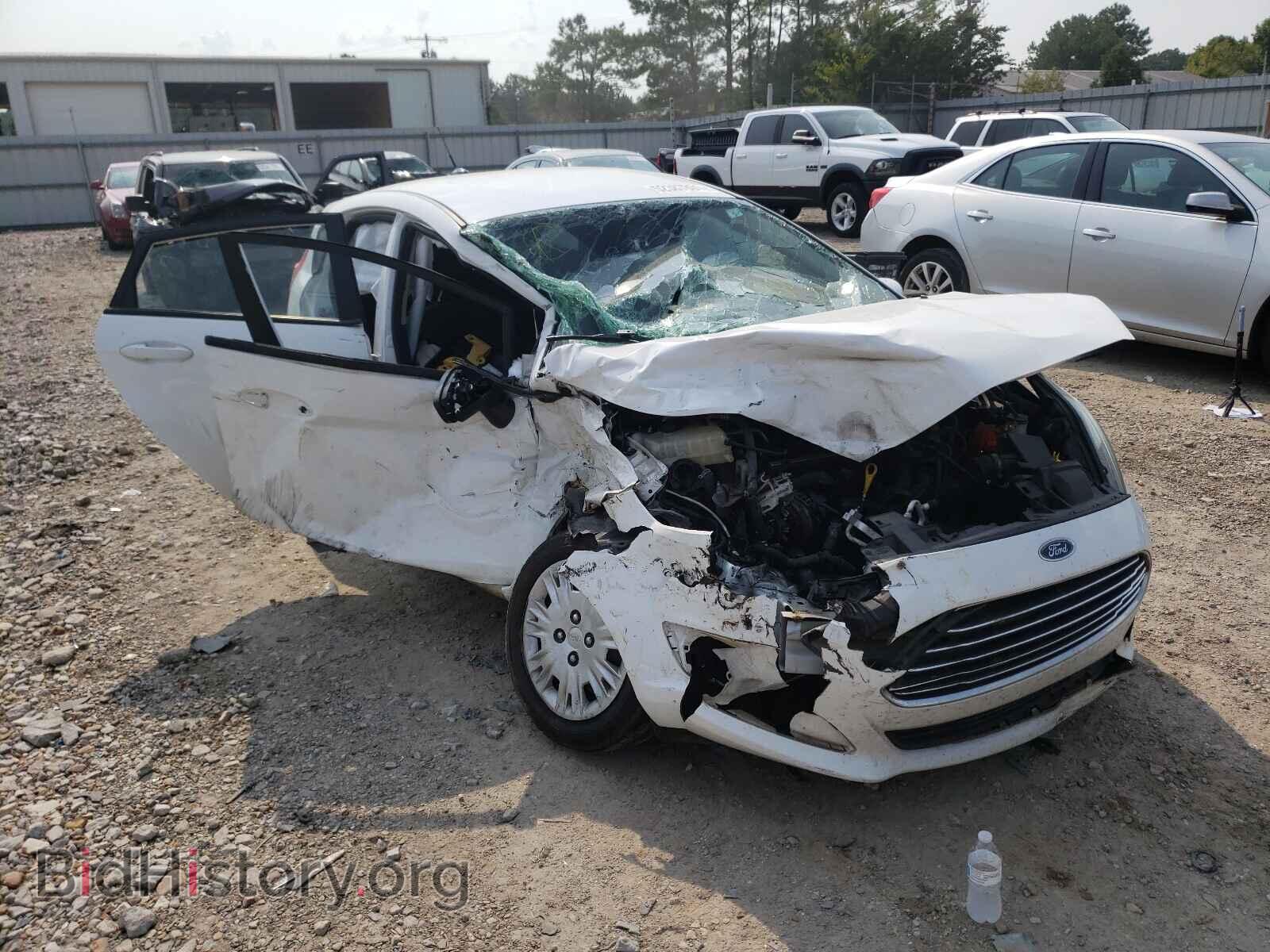 Photo 3FADP4TJ7GM170703 - FORD FIESTA 2016