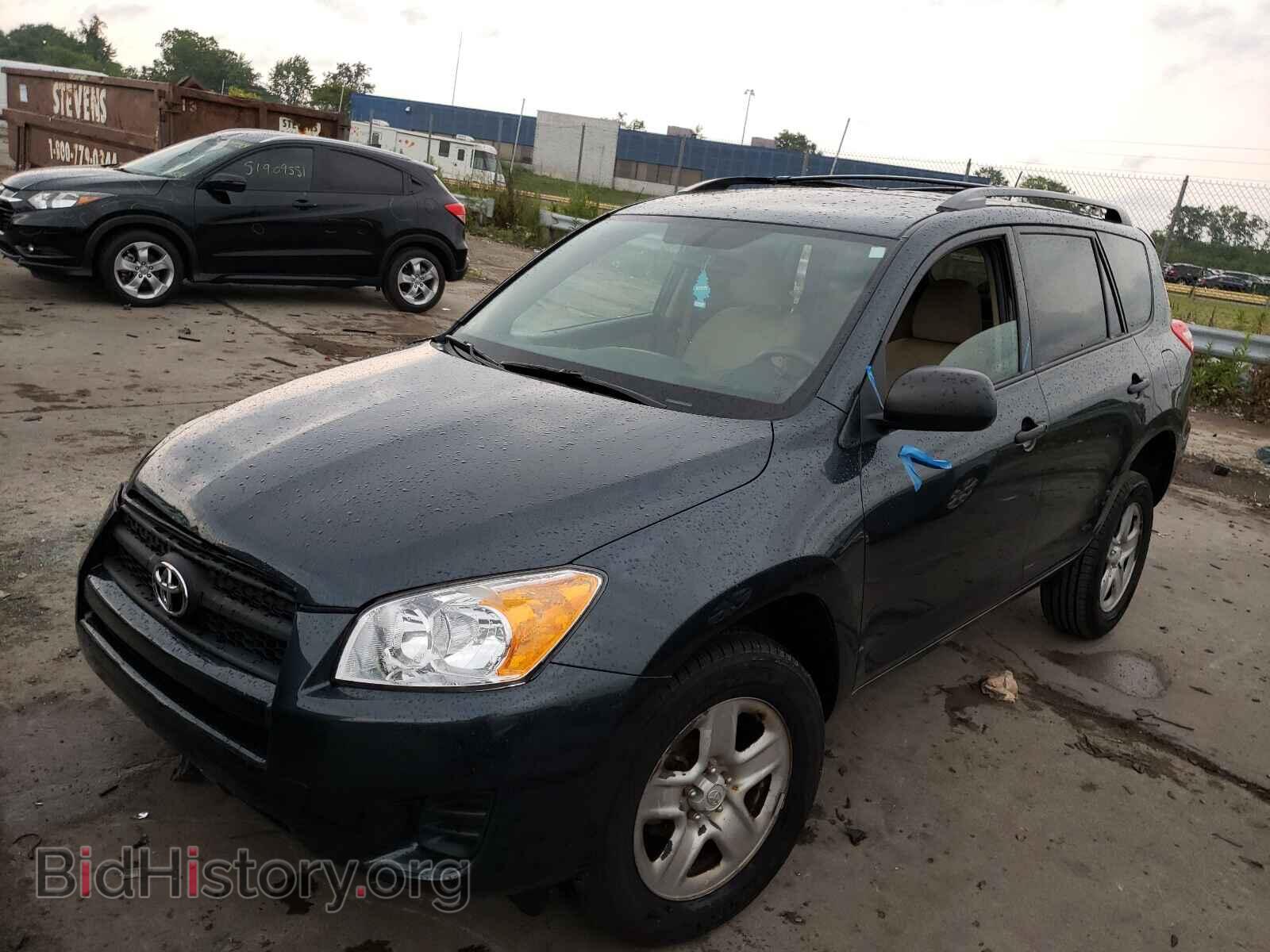 2011 TOYOTA RAV4 - VIN: 2T3BF4DV8BW105002 - Photo 2