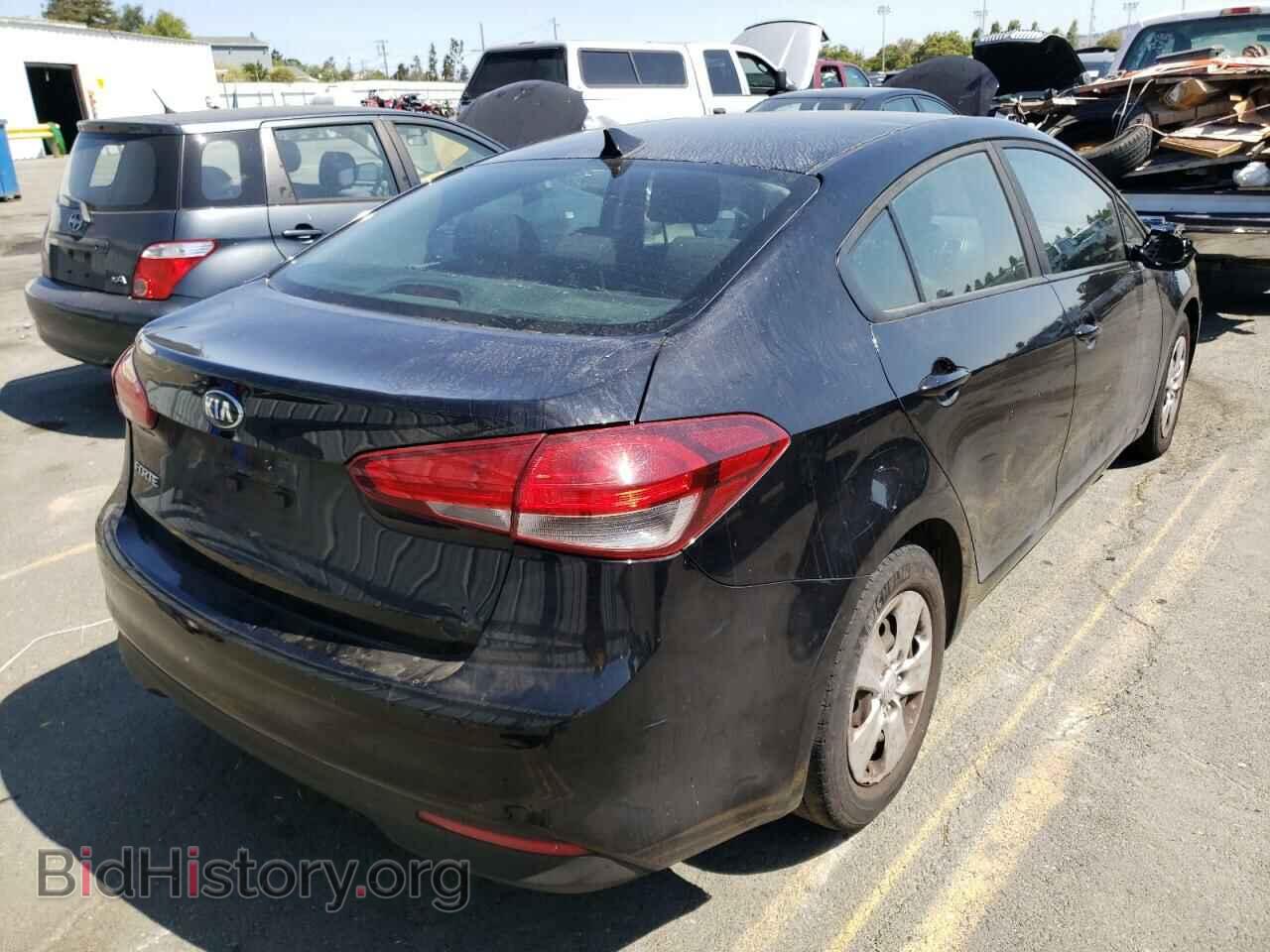 2017 KIA FORTE - VIN: 3KPFK4A79HE108479 - Фото 4