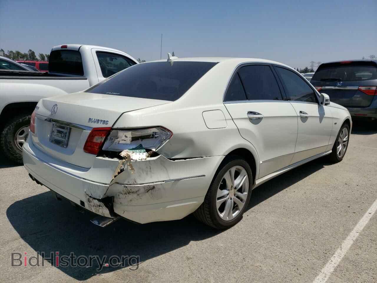 2011 MERCEDES-BENZ E-CLASS - VIN: WDDHF2EB5BA339721 - Фото 3