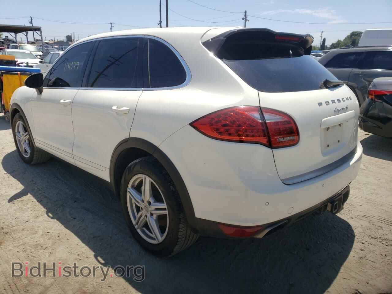 2011 PORSCHE CAYENNE - VIN: WP1AB2A26BLA49648 - Фото 3