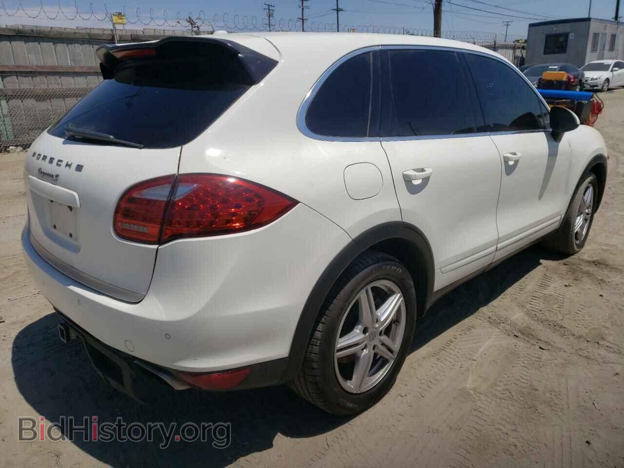 2011 PORSCHE CAYENNE - VIN: WP1AB2A26BLA49648 - Фото 4