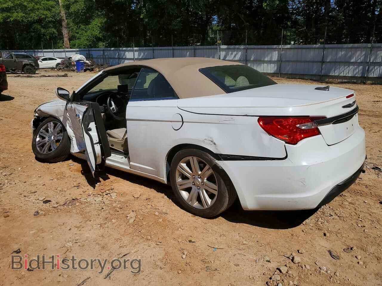 2013 CHRYSLER 200 - VIN: 1C3BCBEG5DN505904 - Фото 2
