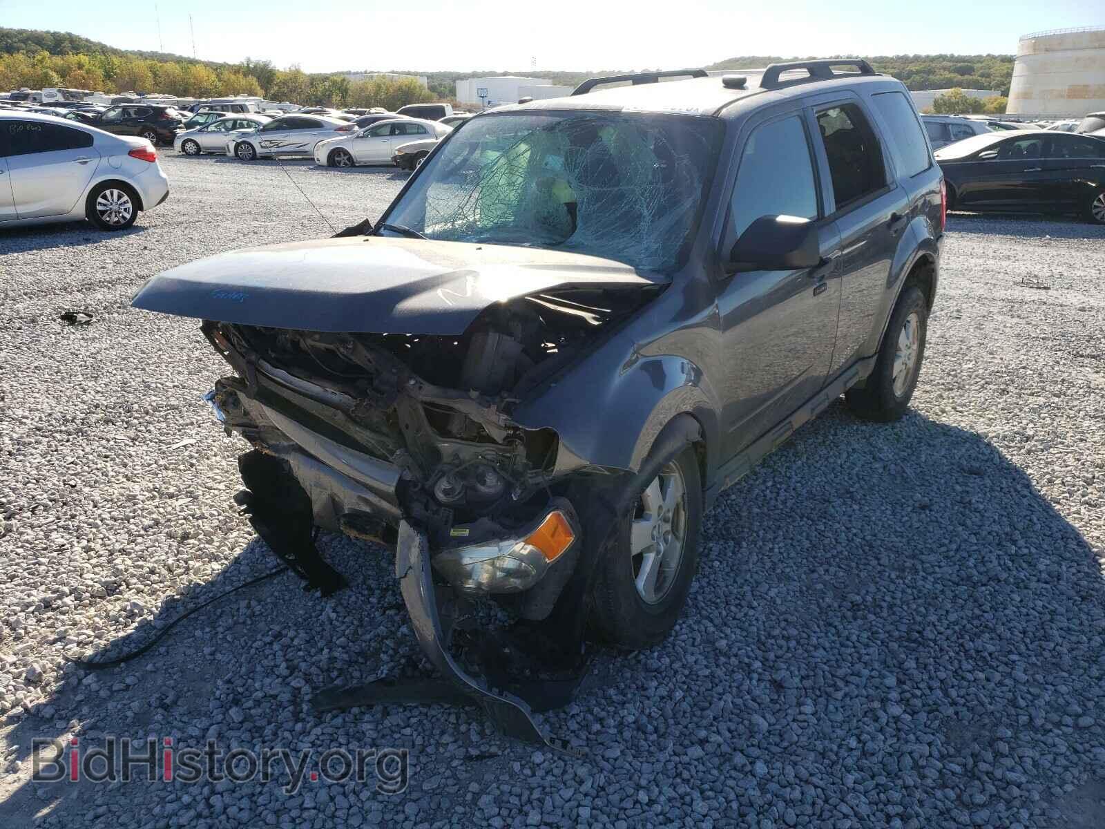 2011 FORD ESCAPE - VIN: 1FMCU9D73BKB29351 - Photo 2