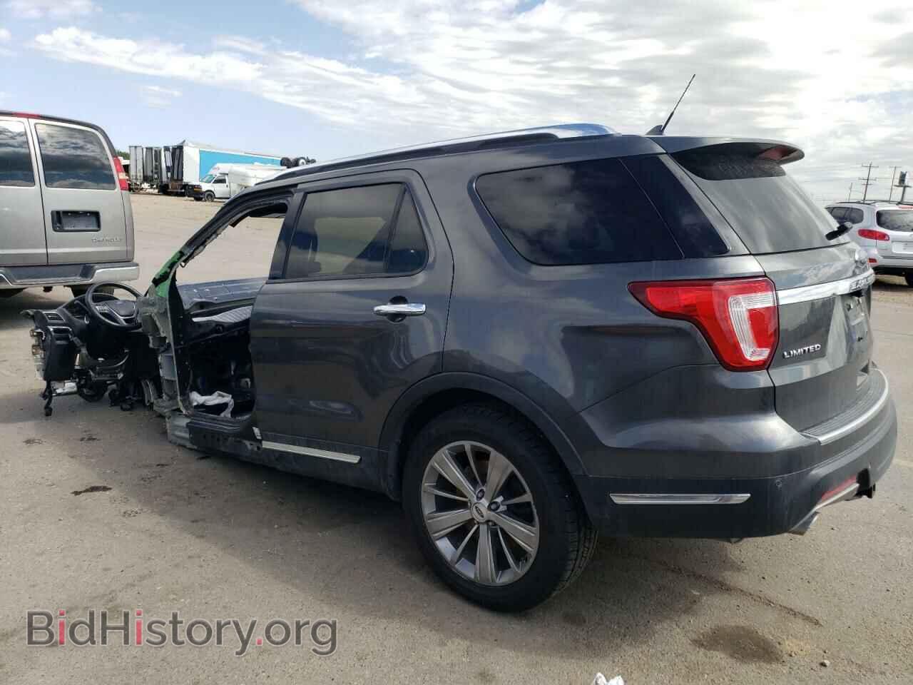 2018 FORD EXPLORER - VIN: 1FM5K8F82JGB32919 - Фото 2
