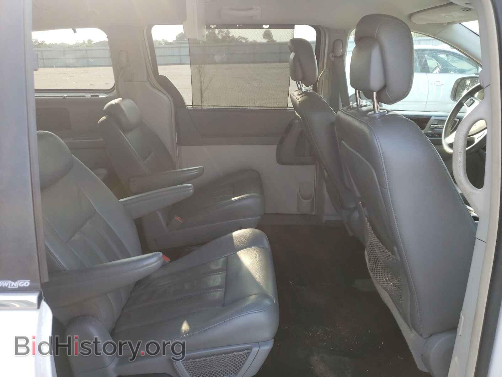 2010 CHRYSLER MINIVAN - VIN: 2A4RR5D19AR305477 - Фото 6