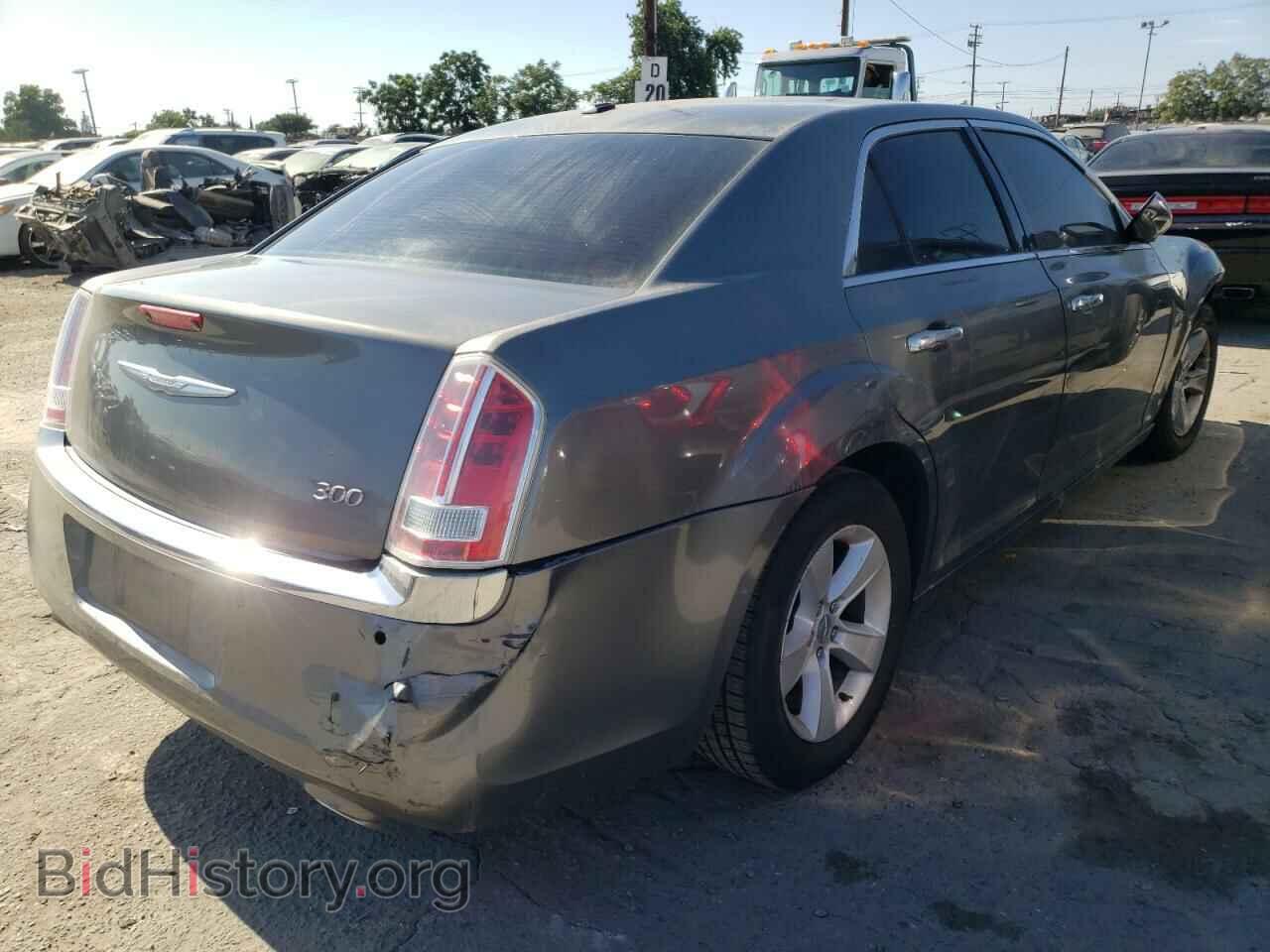2012 CHRYSLER 300 - VIN: 2C3CCACG4CH241289 - Фото 4