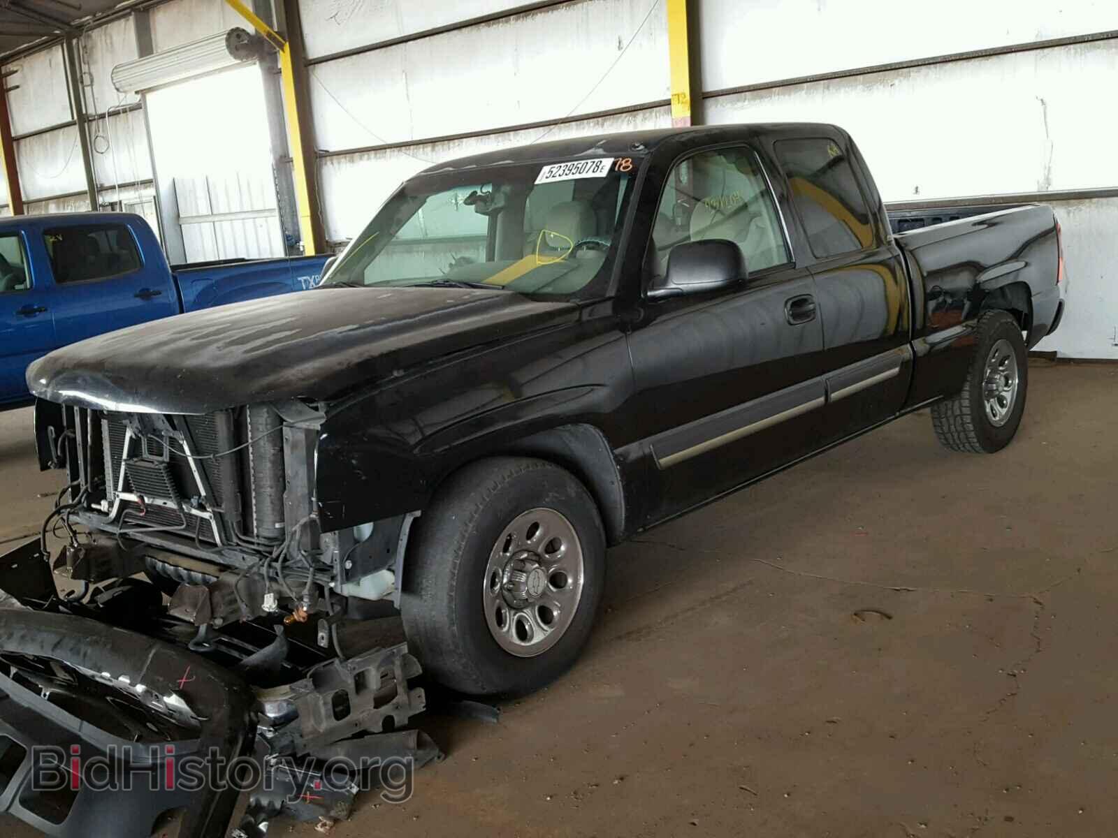 2006 CHEVROLET SILVERADO - VIN: 2GCEC19T861153125 - Photo 2