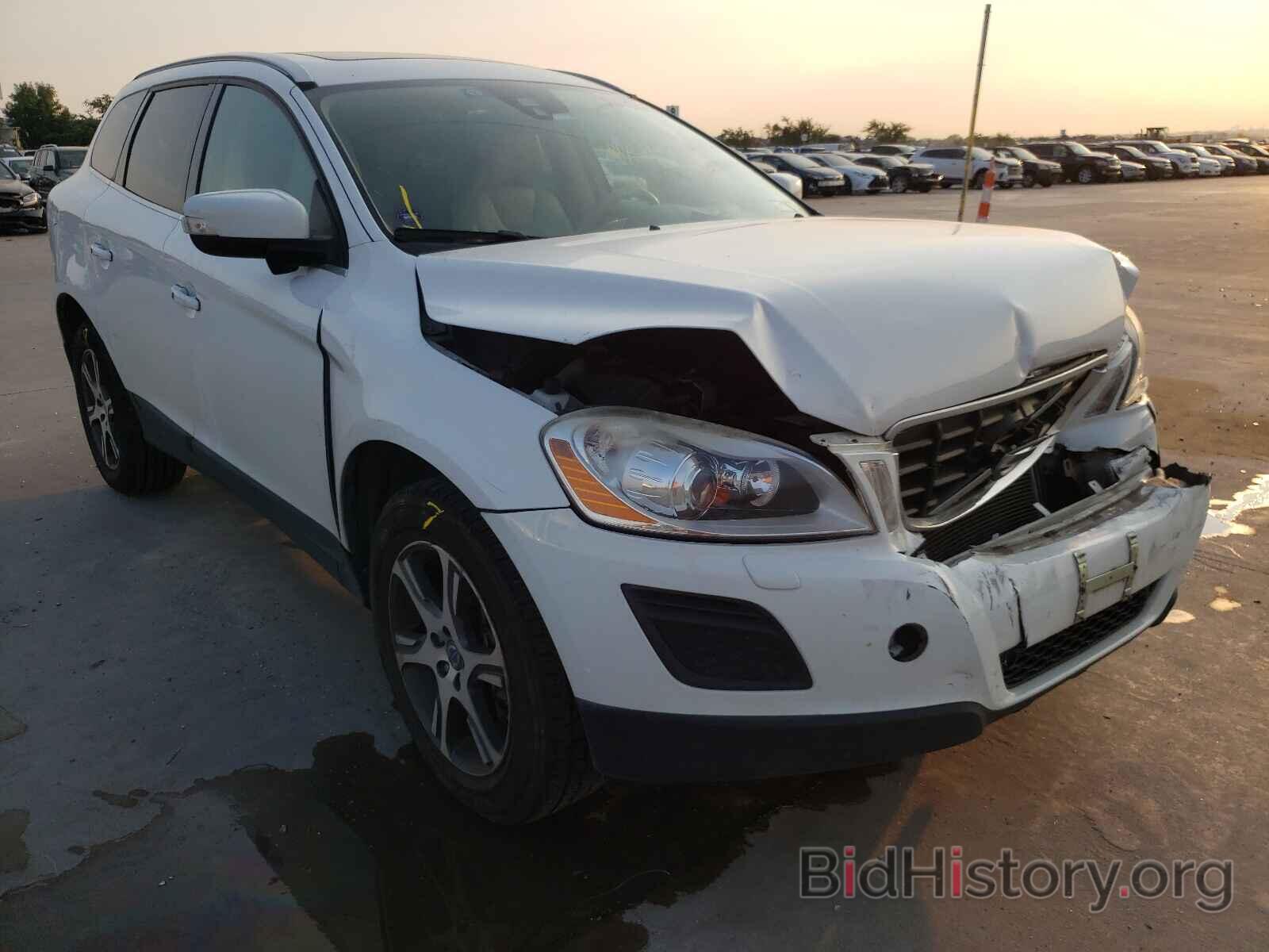 Photo YV4902DZXD2456932 - VOLVO XC60 2013