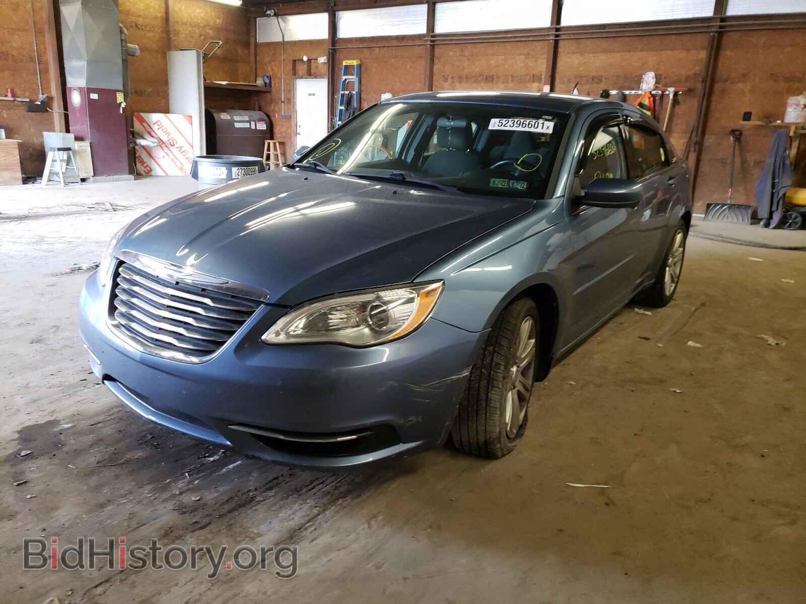 2011 CHRYSLER 200 - VIN: 1C3BC1FG2BN553396 - Фото 2