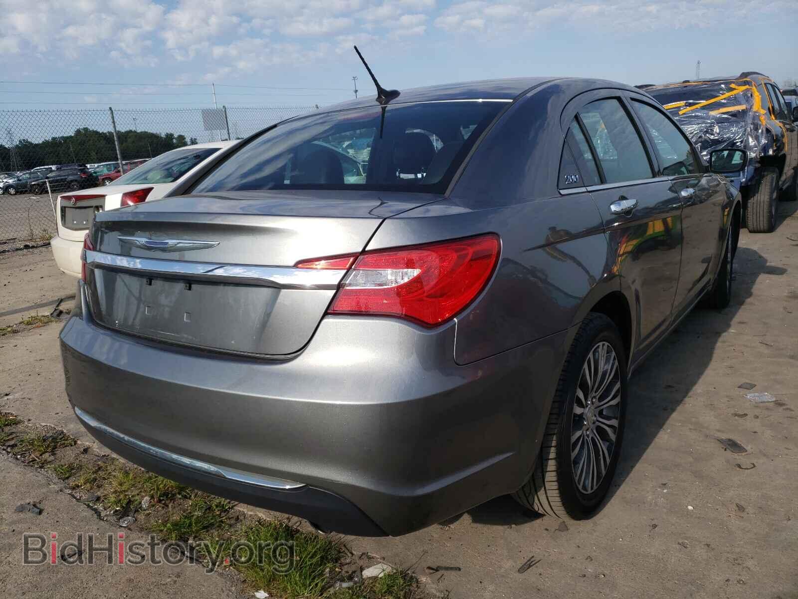 2012 CHRYSLER 200 - VIN: 1C3CCBCG7CN326513 - Фото 4