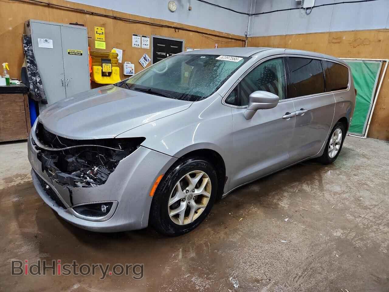 Фотография 2C4RC1FG2JR125906 - CHRYSLER All Models 2018