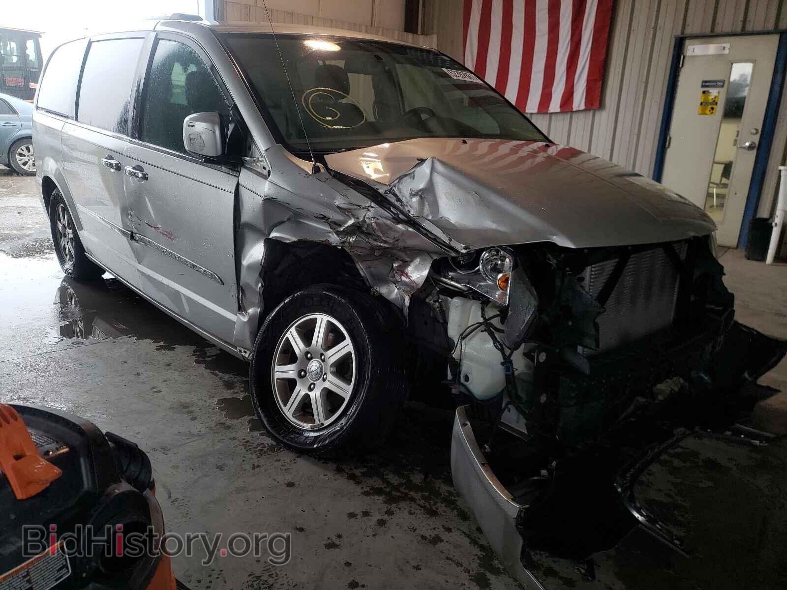 Фотография 2C4RC1BGXCR251813 - CHRYSLER MINIVAN 2012