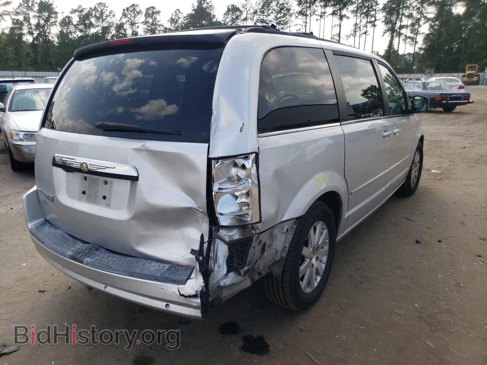 2008 CHRYSLER MINIVAN - VIN: 2A8HR54P08R767080 - Фото 9