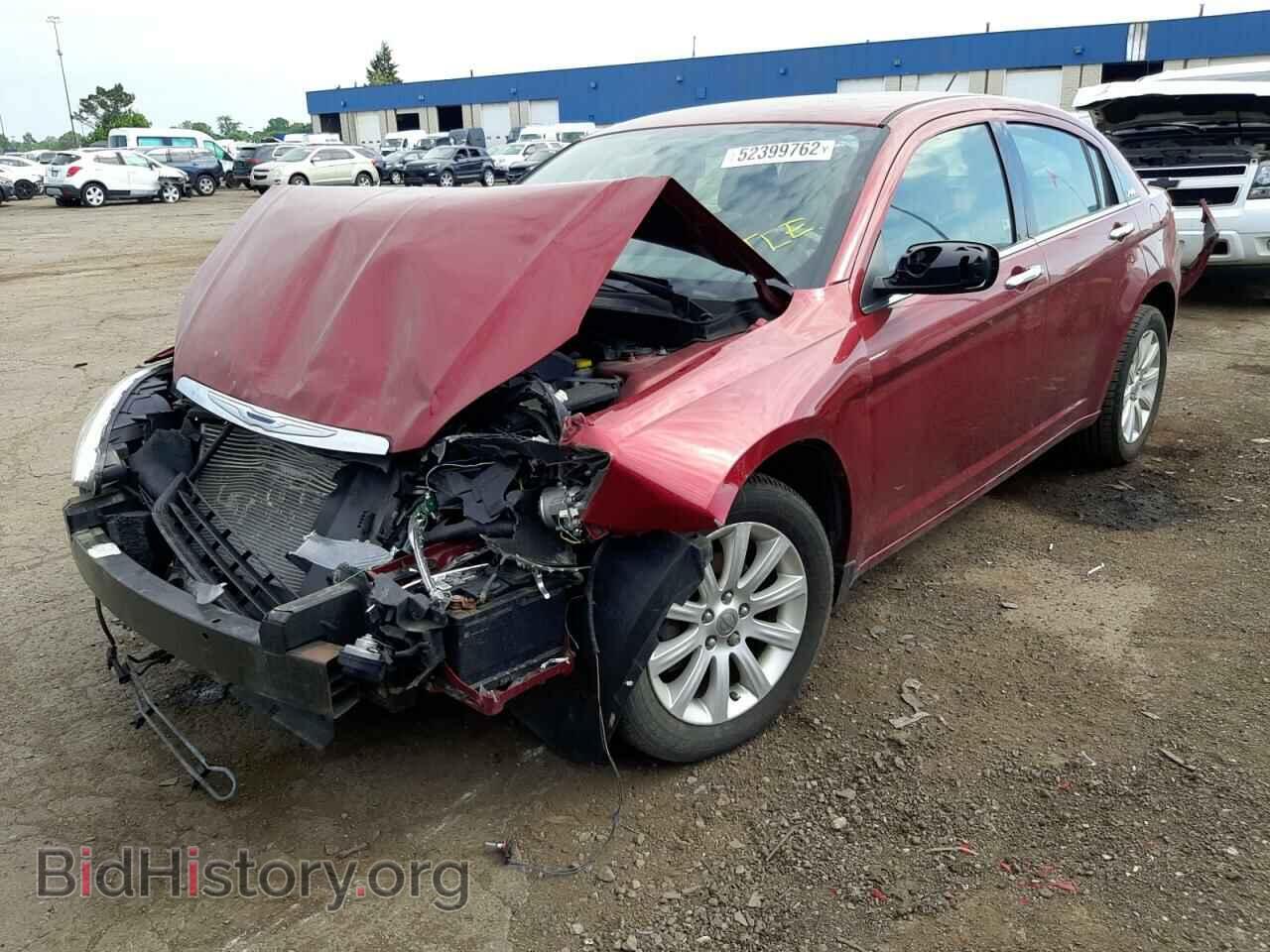 2014 CHRYSLER 200 - VIN: 1C3CCBCG7EN157127 - Фото 2