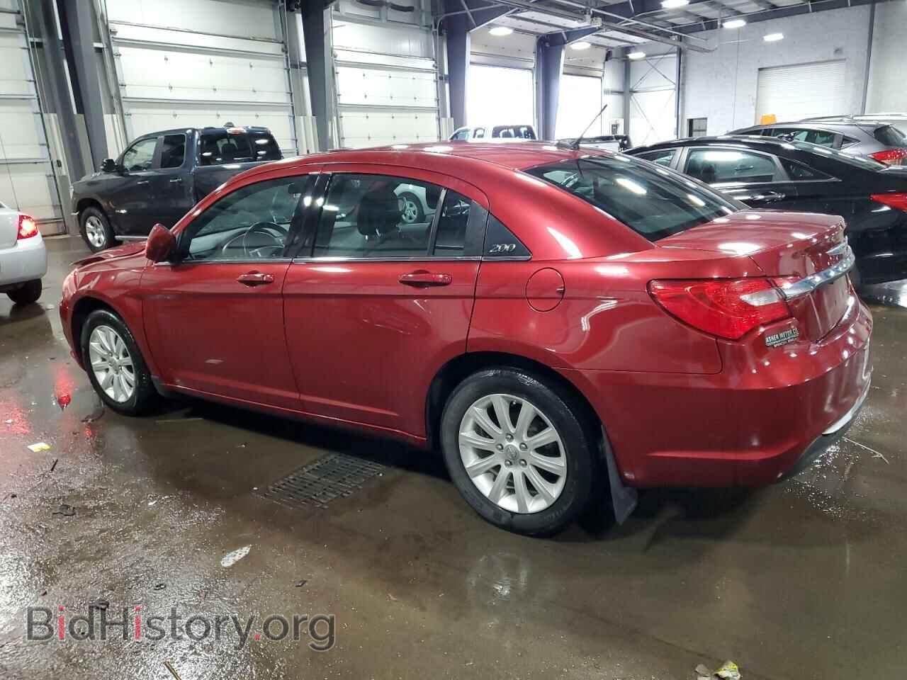 2011 CHRYSLER 200 - VIN: 1C3BC1FB0BN555202 - Фото 2