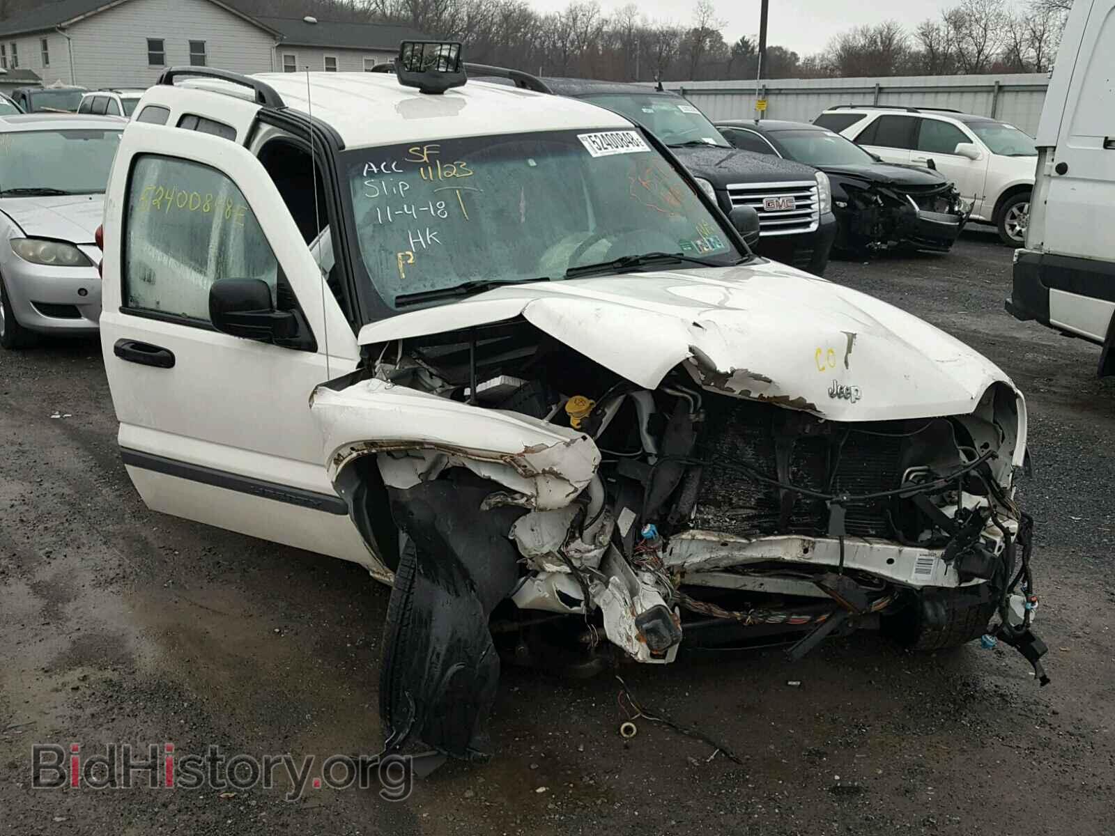 Photo  - JEEP LIBERTY SP 2005