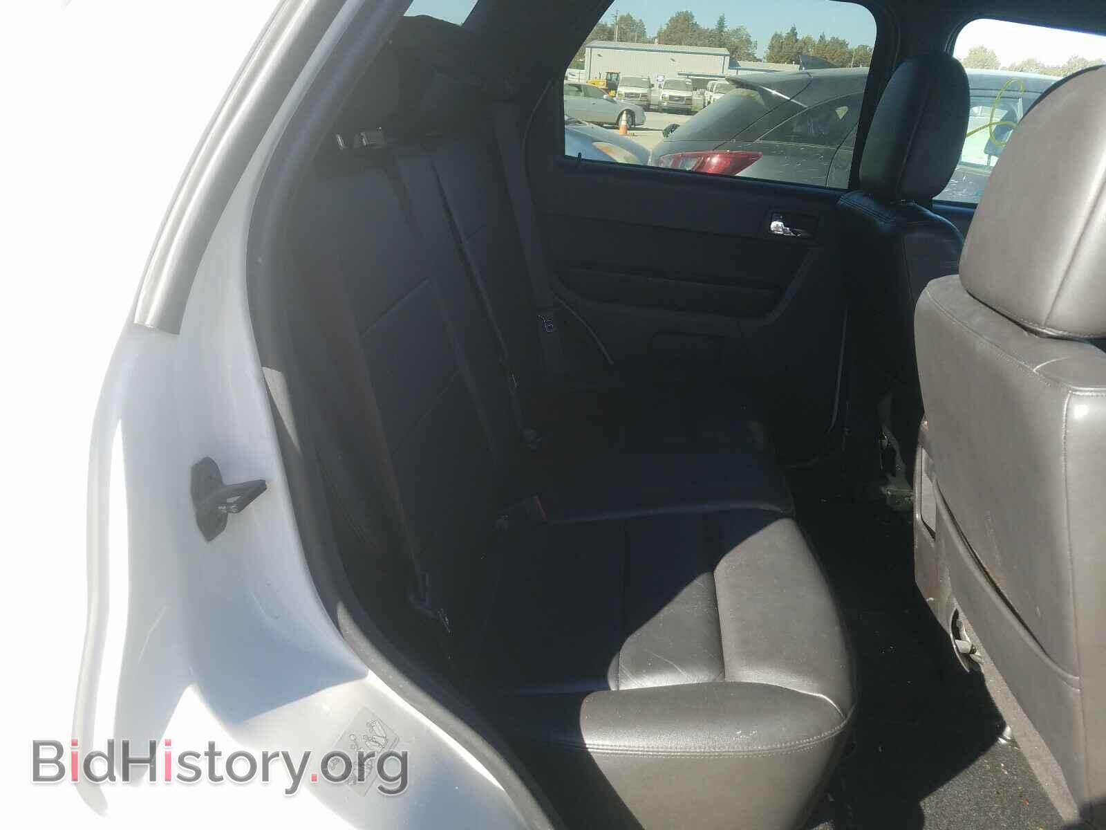 2011 FORD ESCAPE - VIN: 1FMCU9EG3BKB03220 - Photo 6