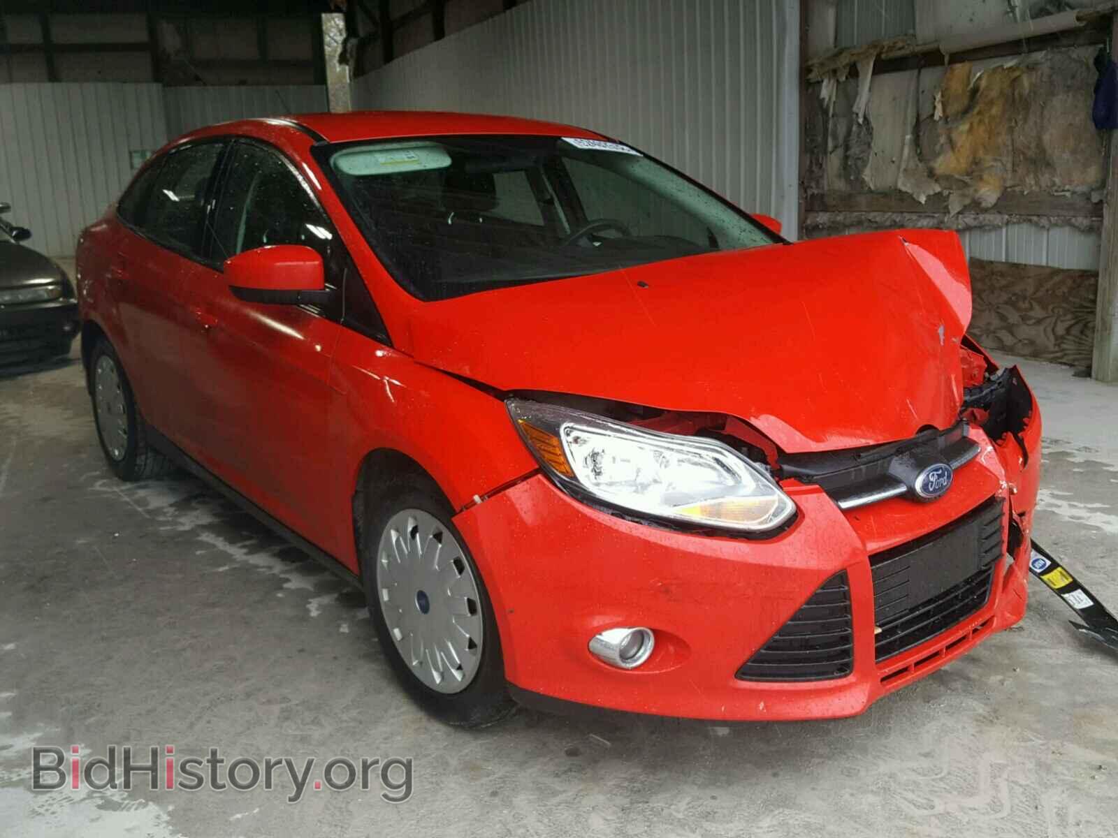 Photo 1FAHP3F28CL278372 - FORD FOCUS 2012
